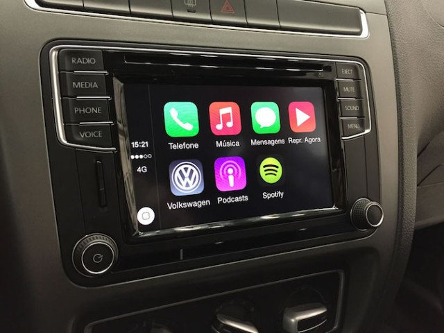 Volkswagen Apple CarPlay 640x480